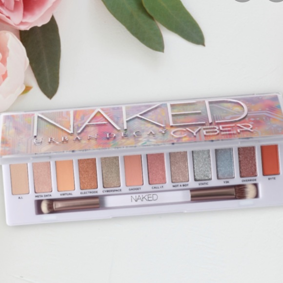 Urban Decay Other - NIB URBAN DECAY The NAKED CYBER Palette L/E